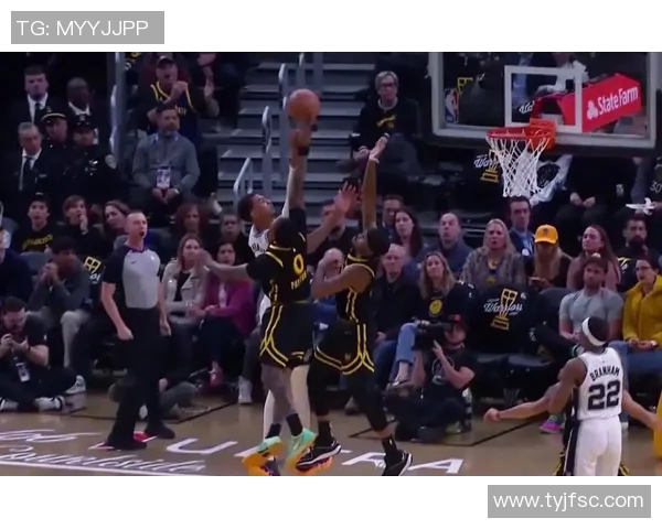 快船与掘金第五场激战回顾势均力敌的巅峰对决引发球迷热议